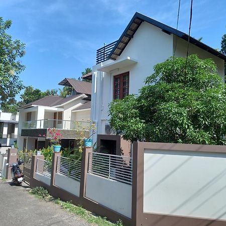 Eka Homes 3Bhdk Villa 特里凡得琅 外观 照片