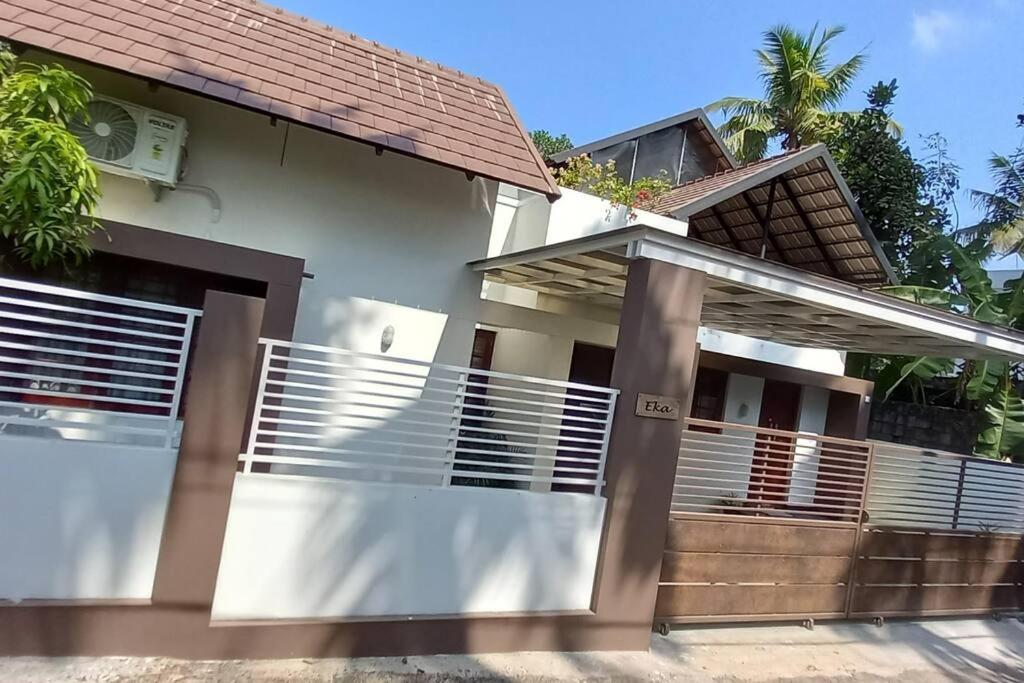 Eka Homes 3Bhdk Villa 特里凡得琅 外观 照片